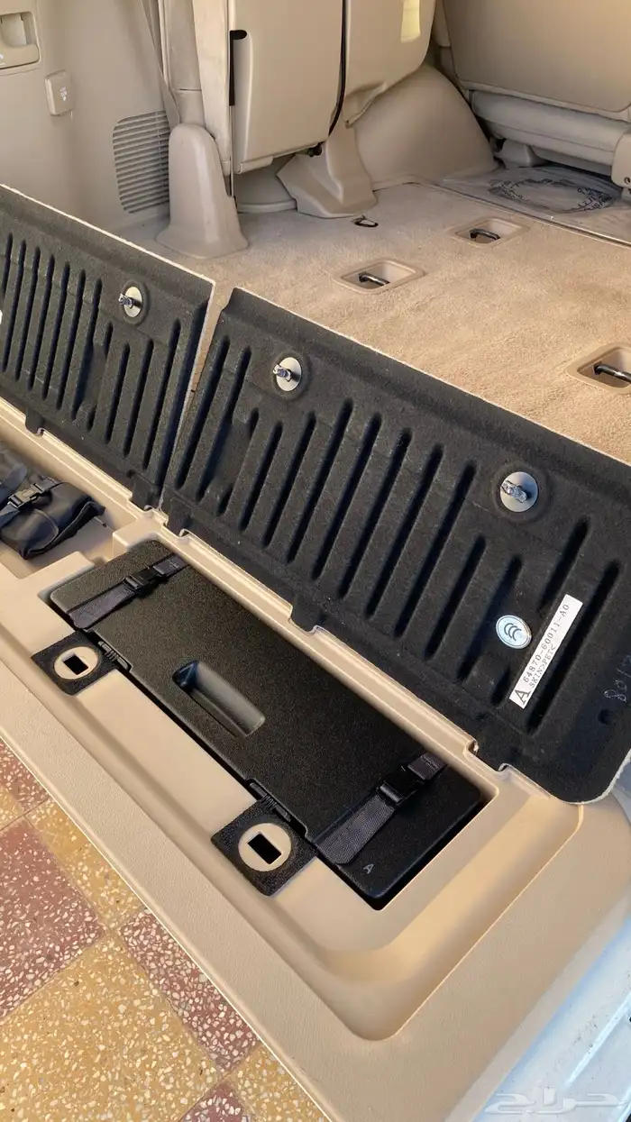 لاندكروزر 2014 فل كامل 55