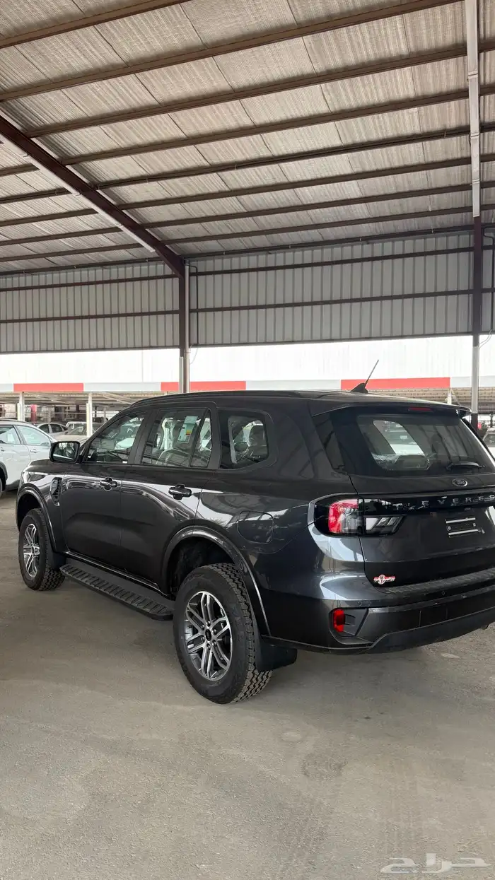 فورد ايفرست XLSبنزين 2025 دفع رباعي كاش وتقسيط 4