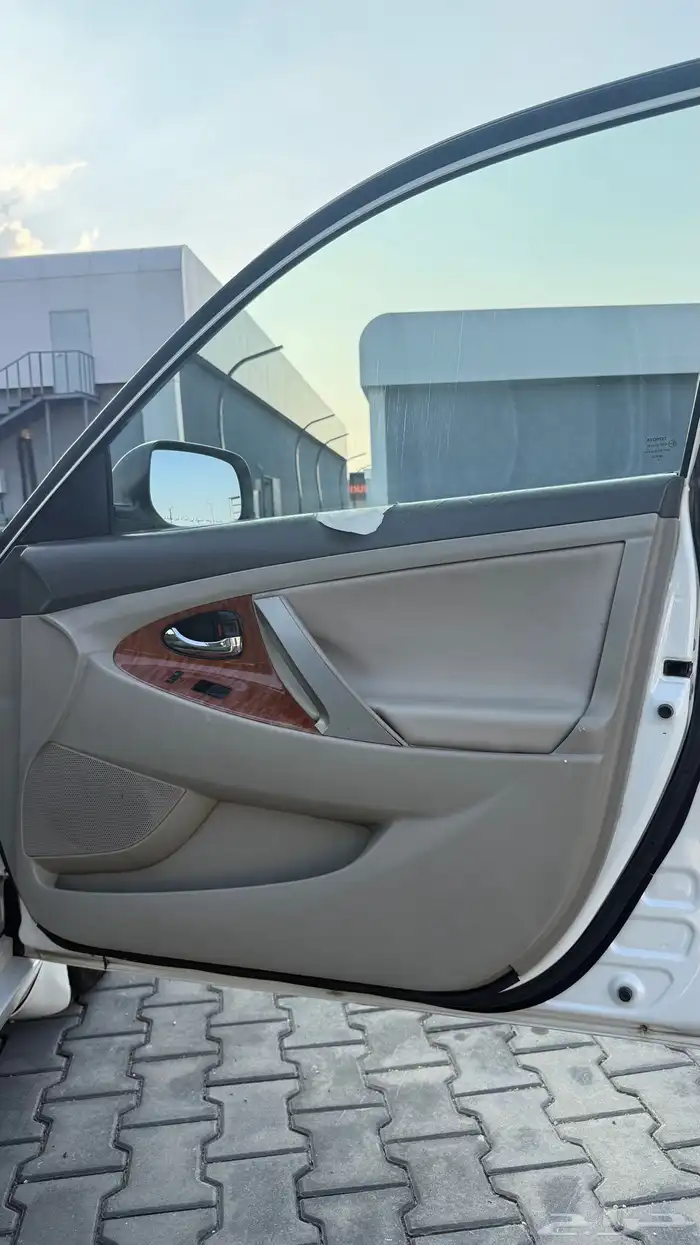 كامري 2011 قير تماتيك ( ثاني مالك ) نظيف 40