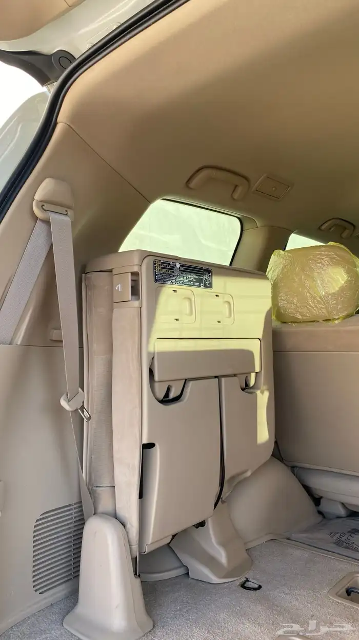 لاندكروزر 2014 فل كامل 52