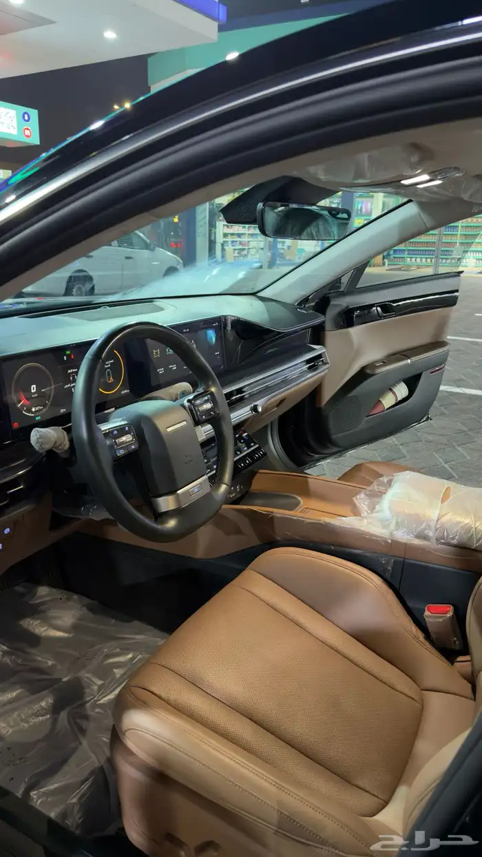 ازيرا 2025 كلاسيك أسود 7