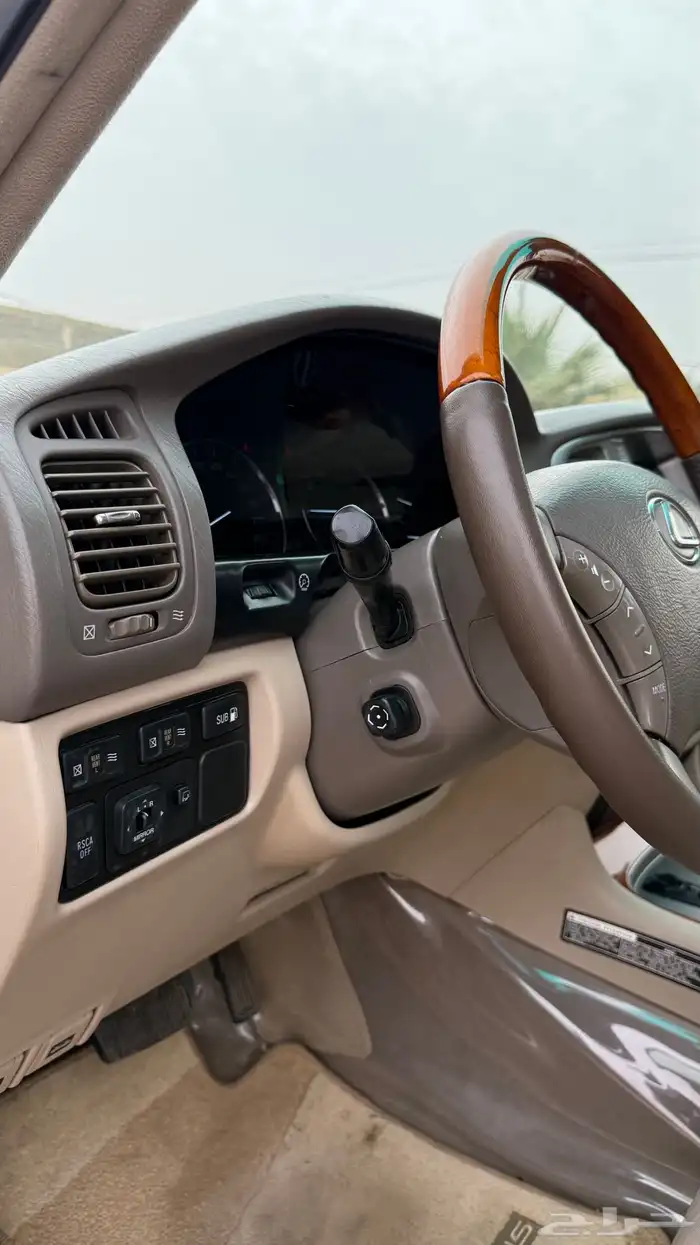 لكزس LX470 بريمي 2006 عداد 378 الف فقط 64