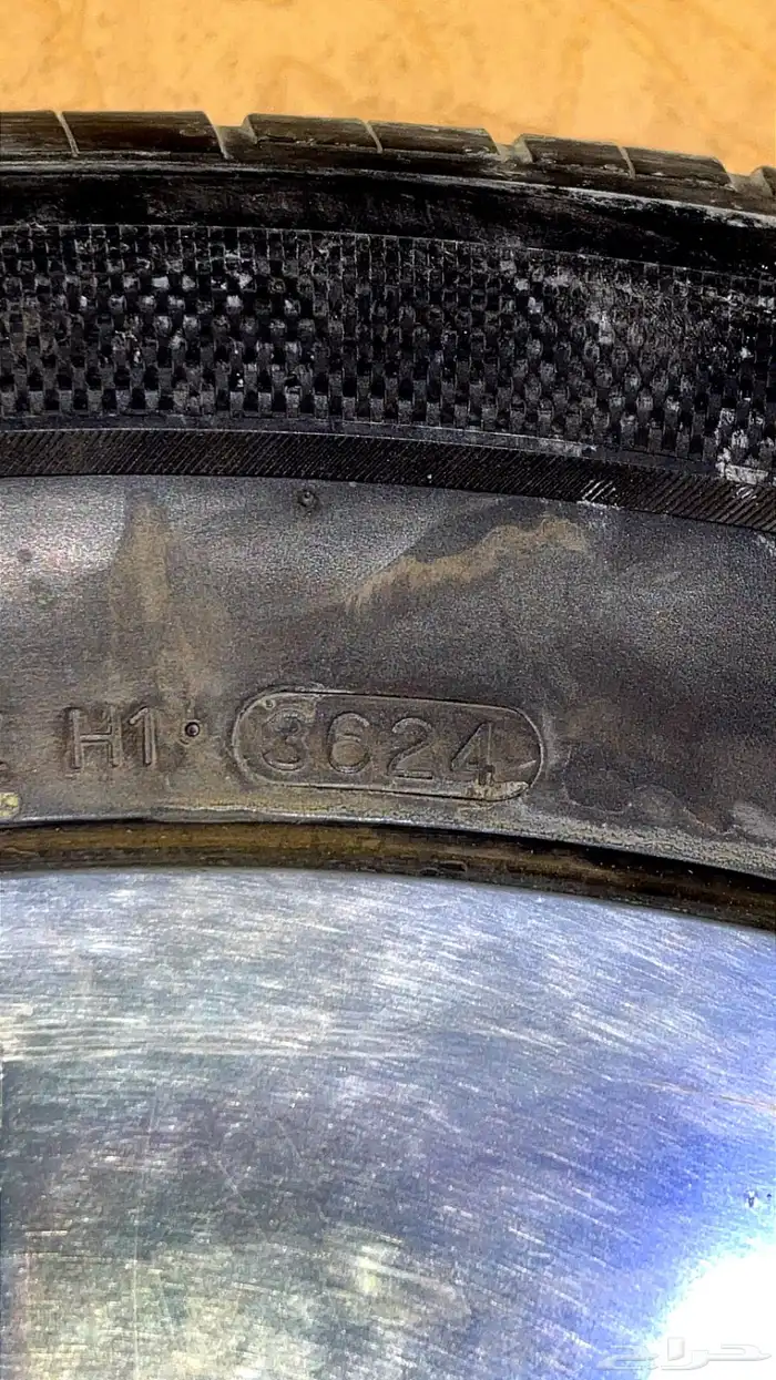 جنوط جراند شيروكي اوفر لاند 20 انش و كفرات 265-50-20 2