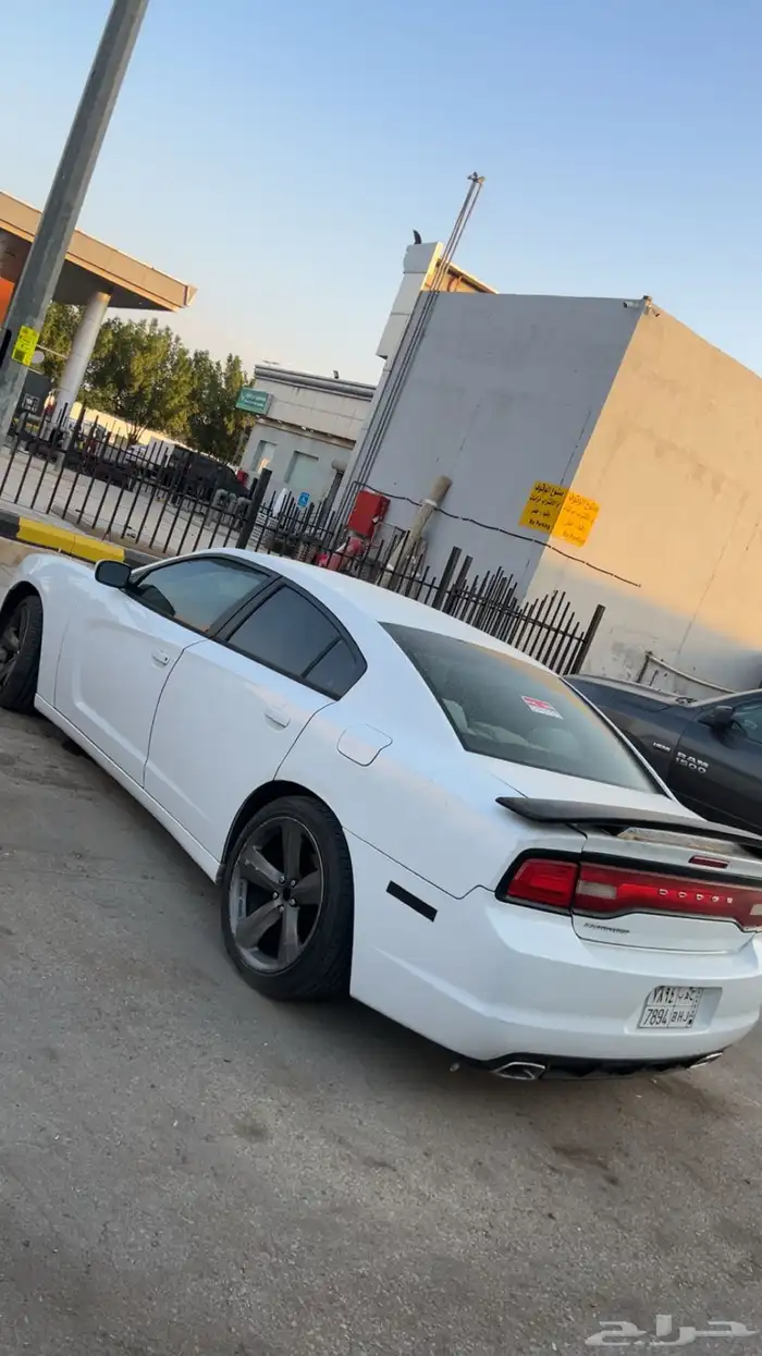 دوج 6 سلندر 2012 1