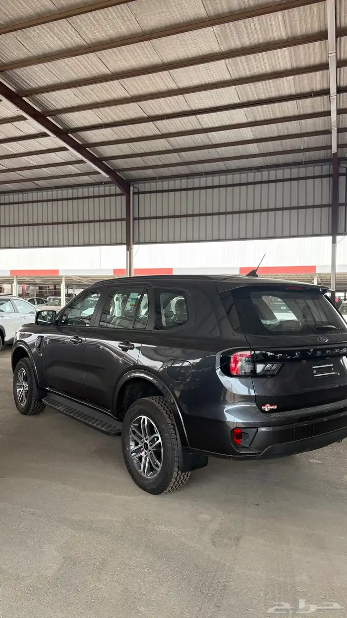 فورد ايفرست XLSبنزين 2025 دفع رباعي كاش وتقسيط 3