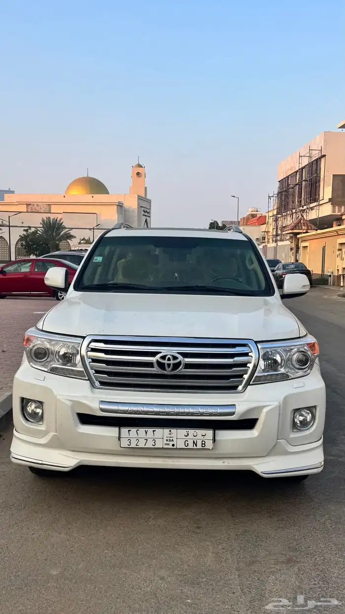 لاندكروزر 2012 2