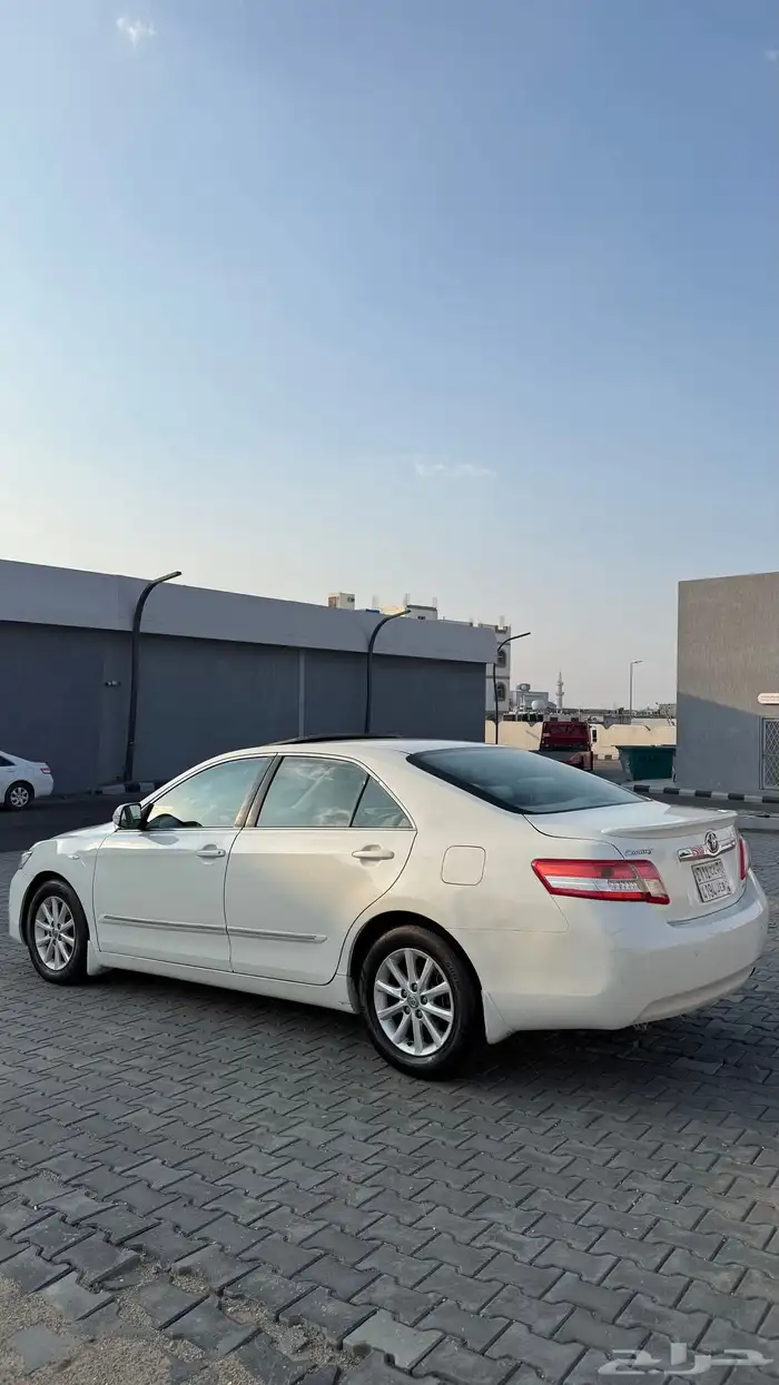 كامري 2011 قير تماتيك ( ثاني مالك ) نظيف 4