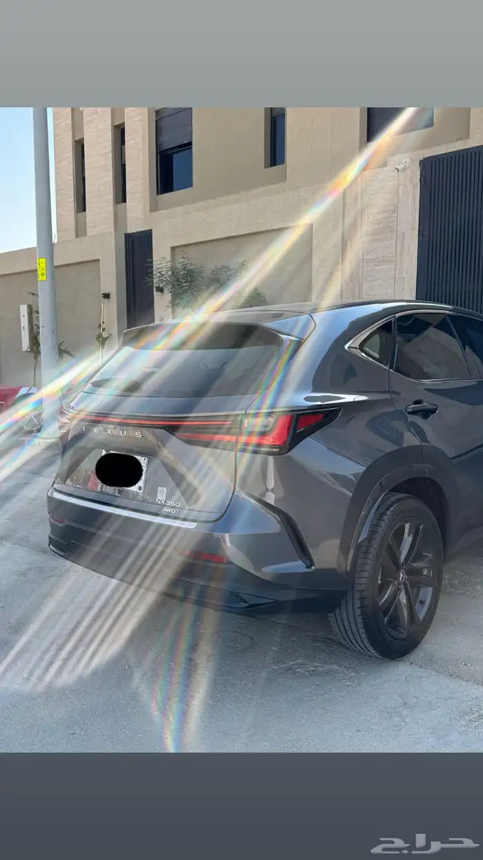 لكزس NX عبداللطيف جميل 350 2