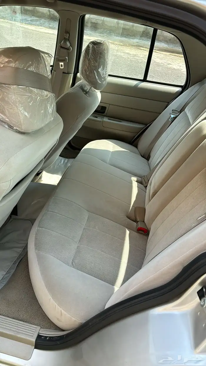 فورد فكتوريا 2009 24