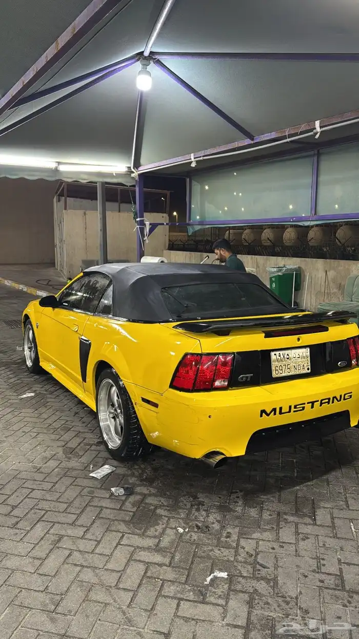 موستنق 1999 v8 1