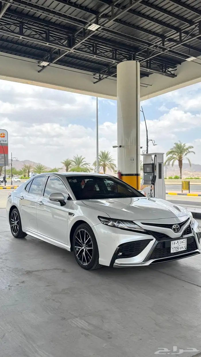 كامري 2023 SE V6 وارد عبداللطيف جميل 1