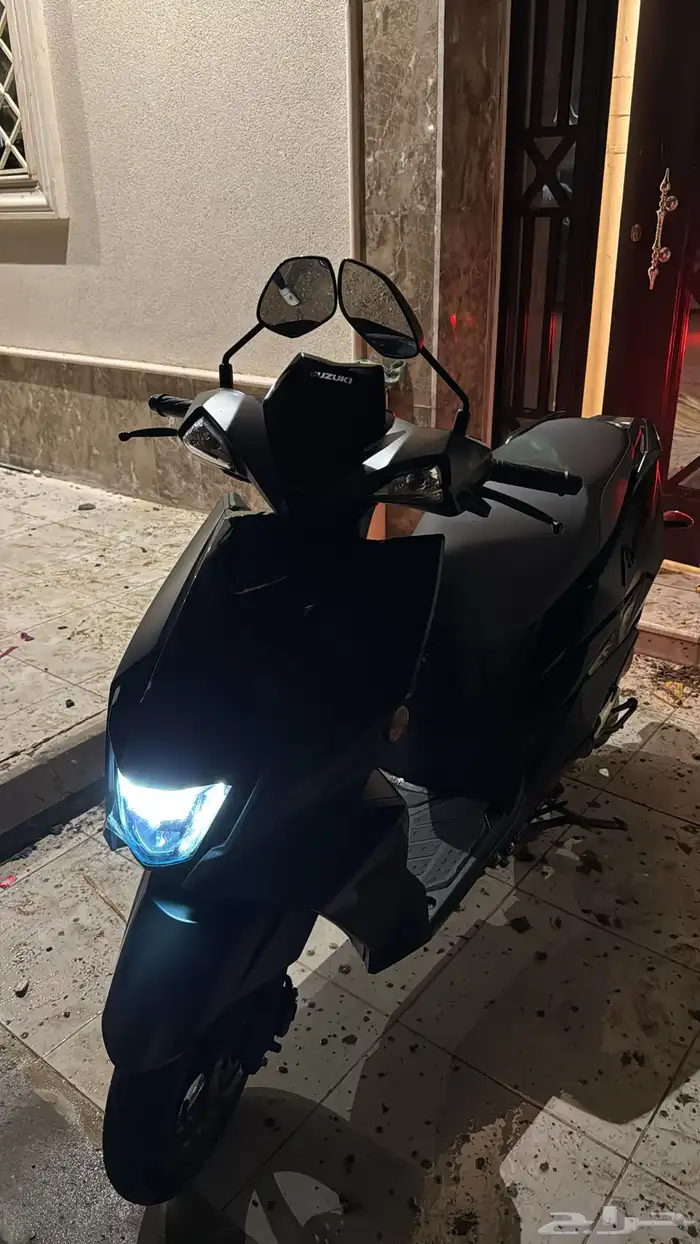 دباب عجيب Avenis Suzuki 6