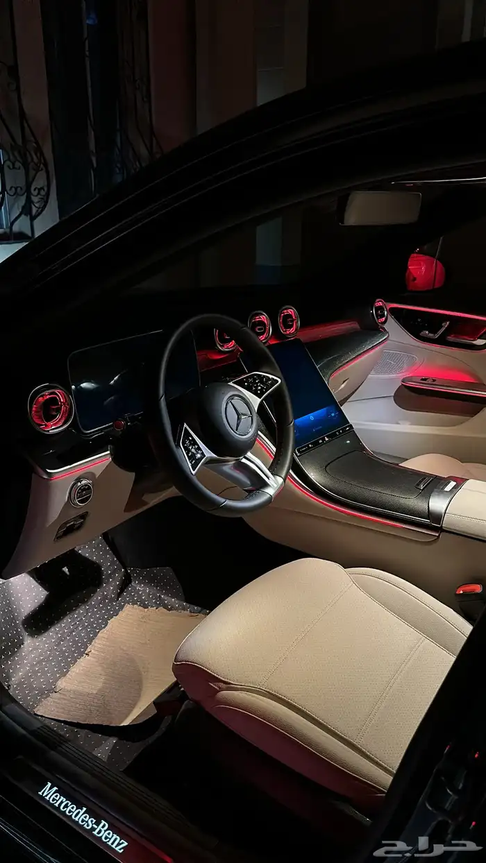 مرسيدسc200 جفالي اصفار اسود 2025 5