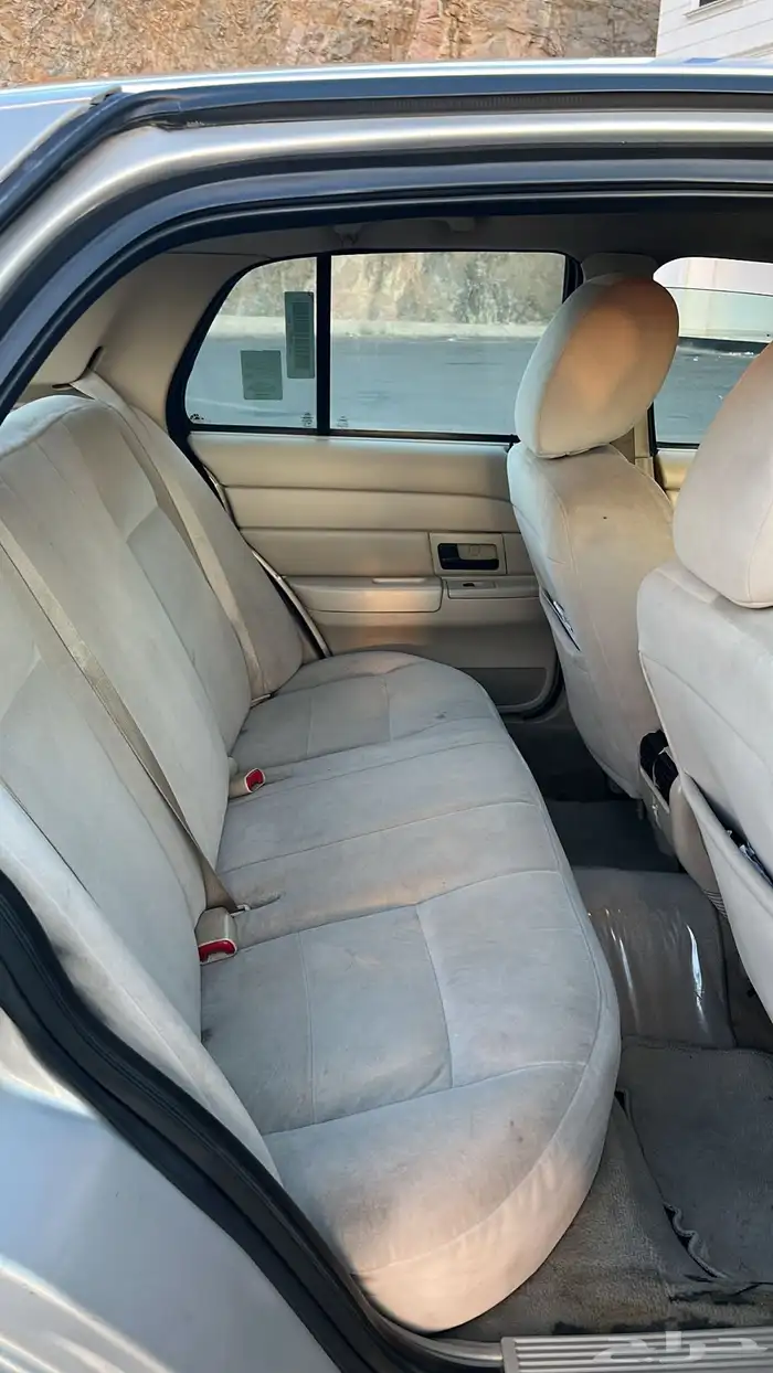 فورد فكتوريا 2011 9