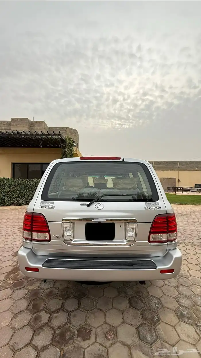 لكزس LX470 بريمي 2006 عداد 378 الف فقط 17