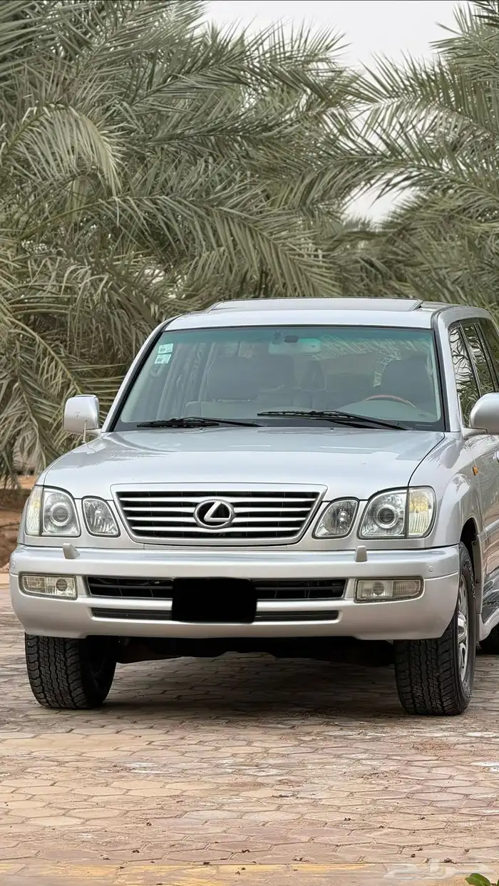 لكزس LX470 بريمي 2006 عداد 378 الف فقط 11