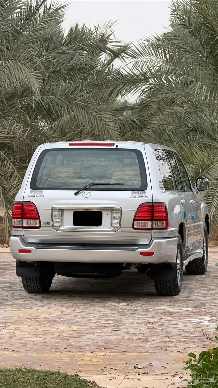 لكزس LX470 بريمي 2006 عداد 378 الف فقط 26