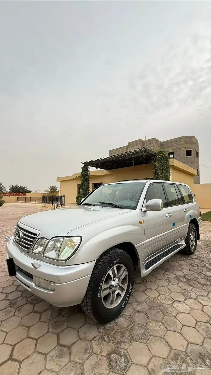 لكزس LX470 بريمي 2006 عداد 378 الف فقط 21