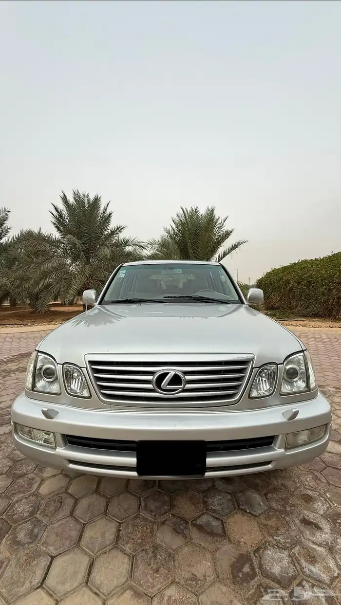 لكزس LX470 بريمي 2006 عداد 378 الف فقط 18