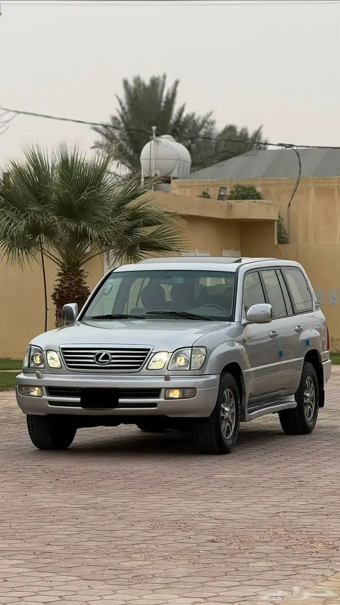 لكزس LX470 بريمي 2006 عداد 378 الف فقط 2