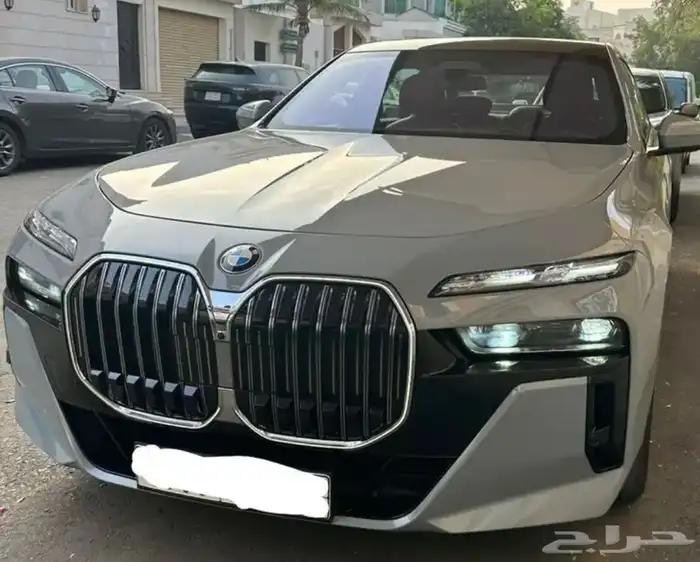 بس ام دبليو 730 ناغي فل الفل من M بودي بلد 2023 0