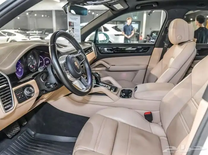 بورش كايين Porsche Cayenne E-Hybrid موديل 2022 12