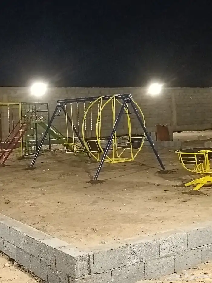 ألعاب ومراجيح 2