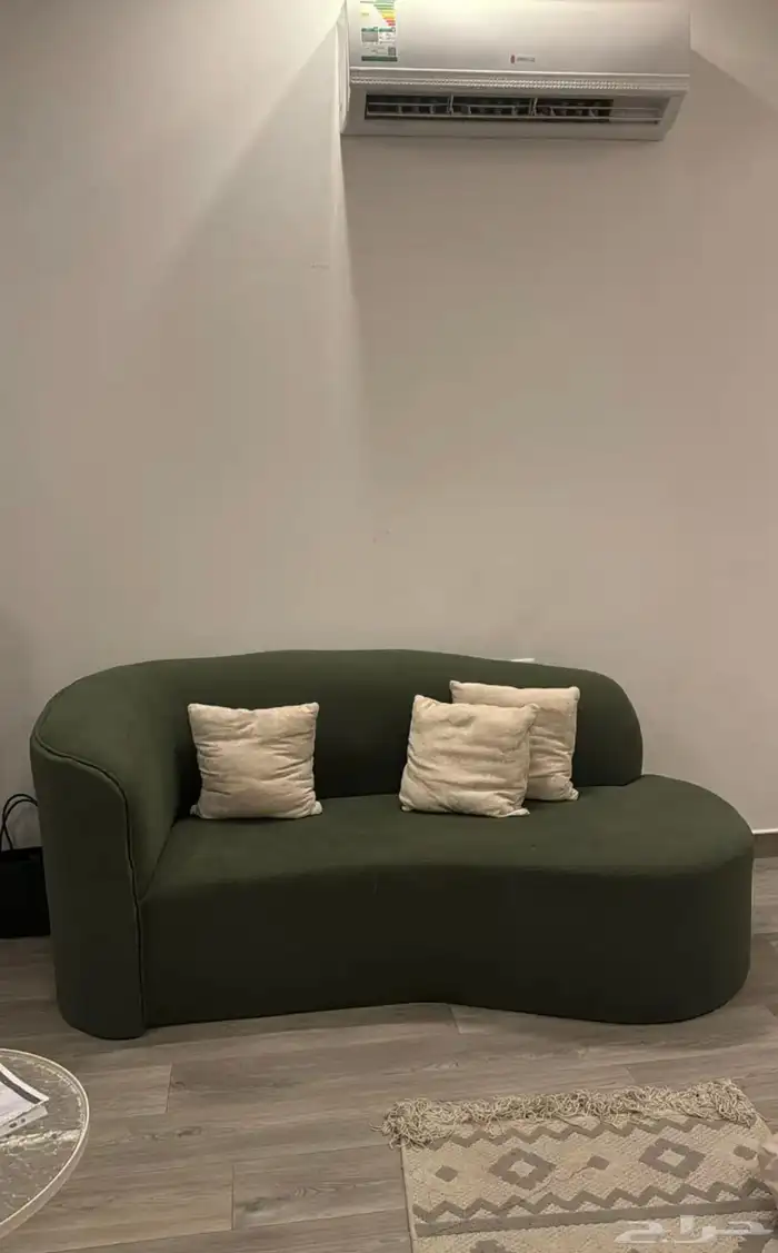 كنب لون زيتي 0