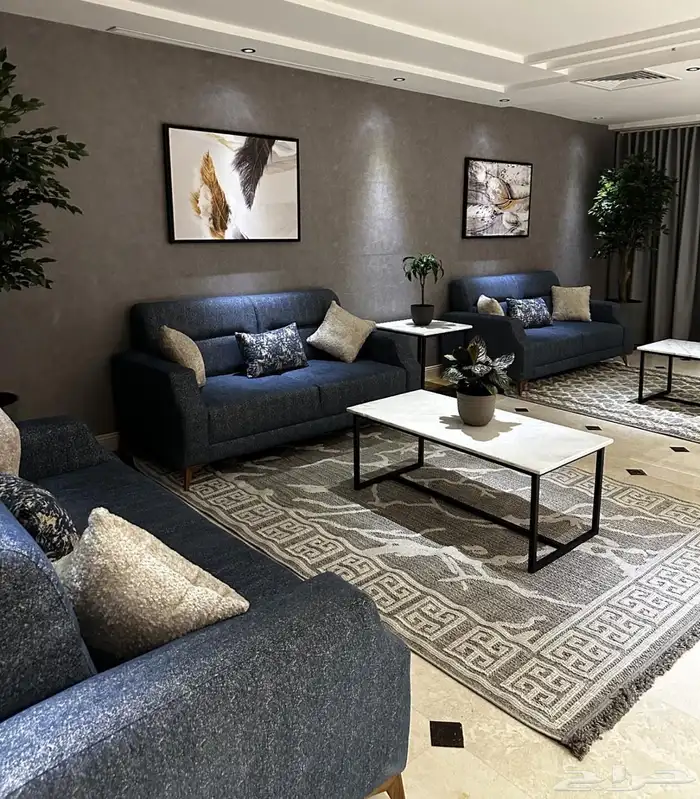 شقة مفروشة فاخرة للايجار الشهري بالقرب من طريق صاري 9