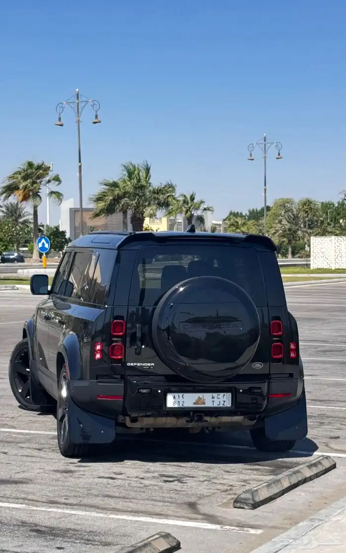 ديفيندر 2020 اسود للبيع 6