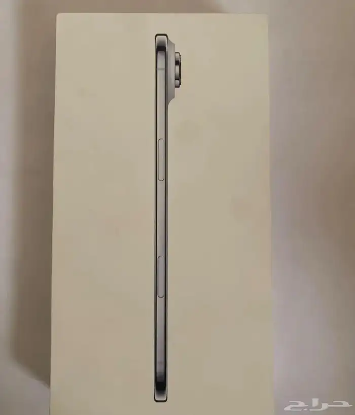 جوال آيفون 17 1