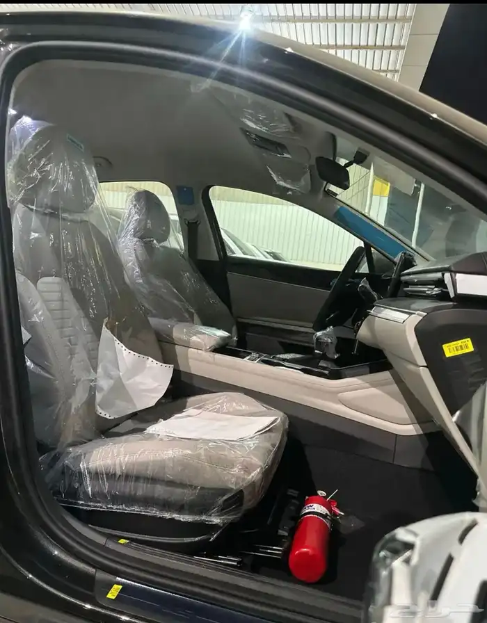 كياK5 موديل 2025 (اصفار) 8