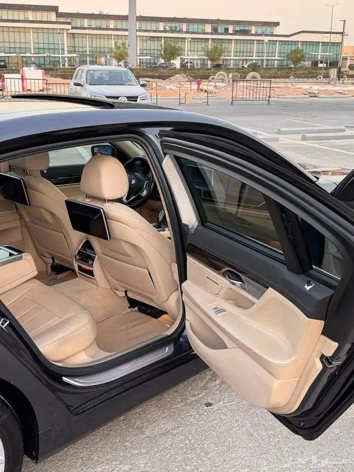 بي ام دبليو 2016 15