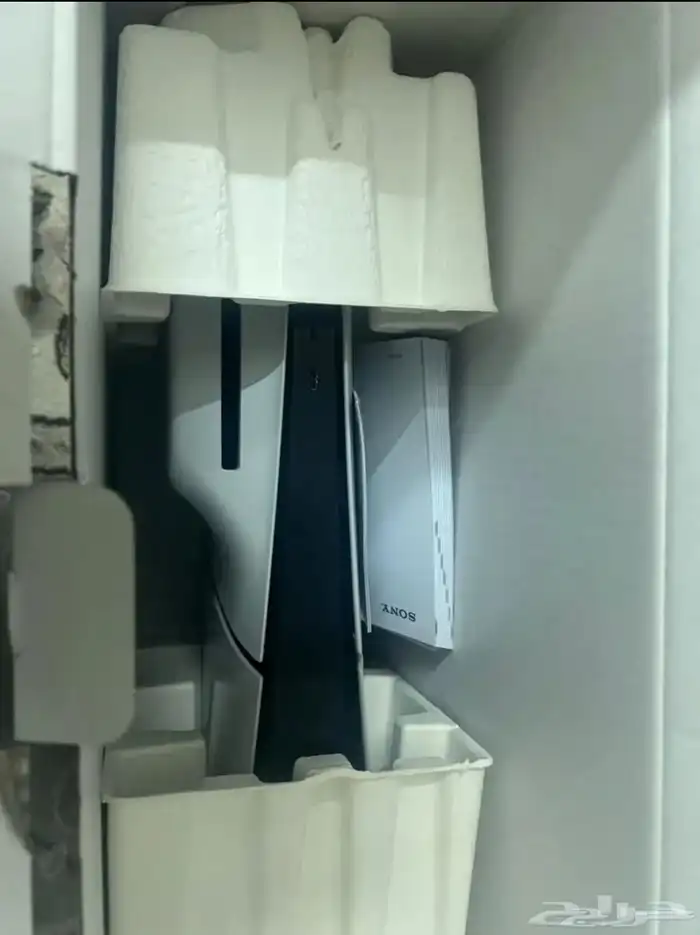 سوني فايف نسخة CD كل اغراضه موجود حدي 1400 صامل أراعيك 0