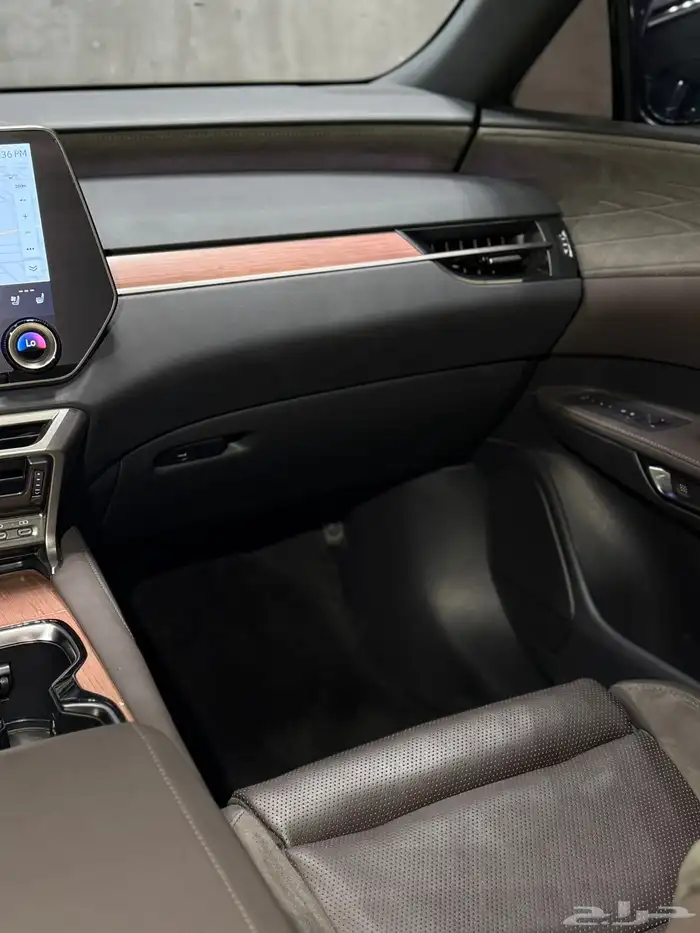 لكزس RX 350 BH 2024 15