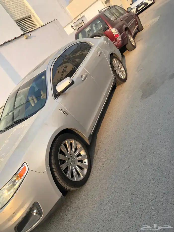 سيارة فورد لينكولن (لينكون)6 سلندر 1