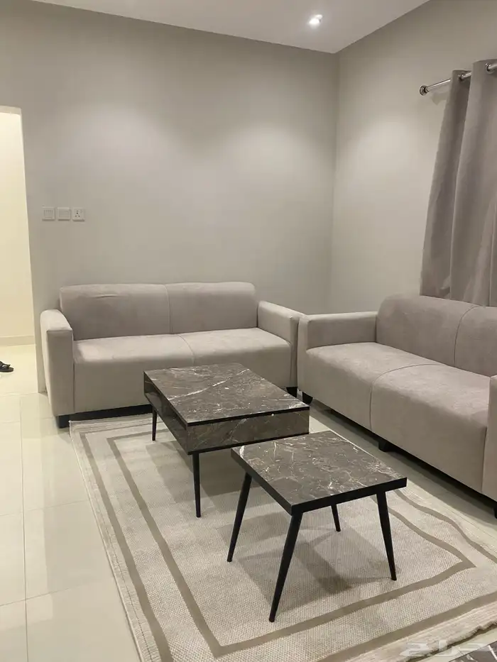 شقق مؤثثه فاخره للايجار الشهري حي الصفا طريق الامير متعب 2