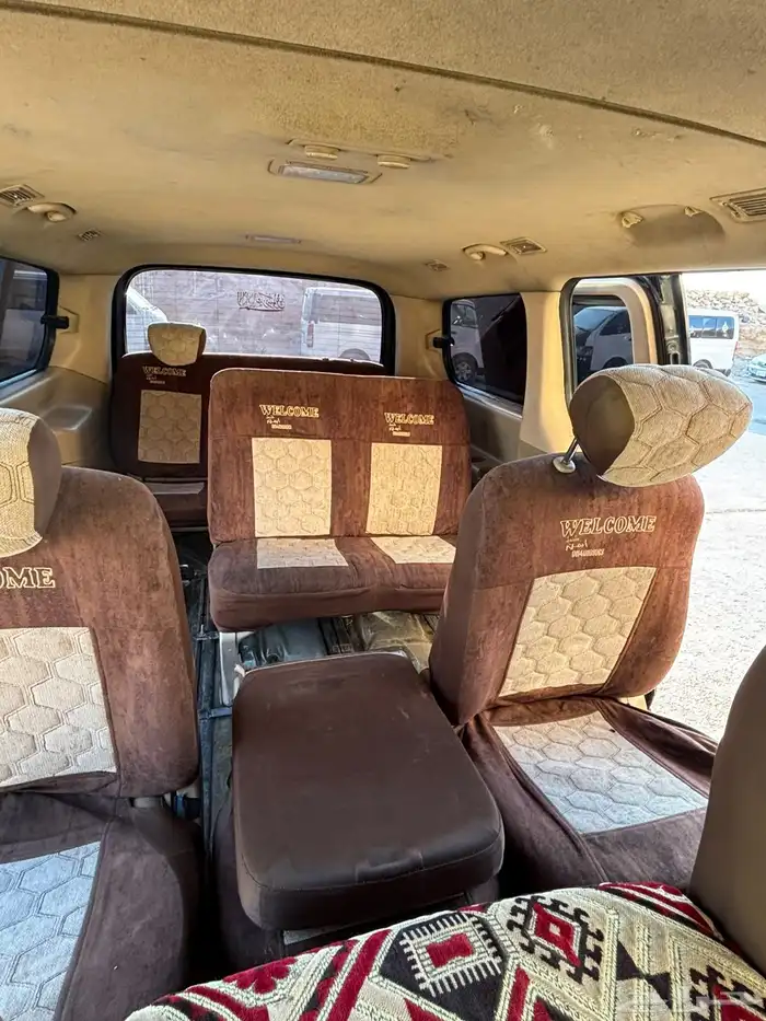 هيونداي h1 2012 2