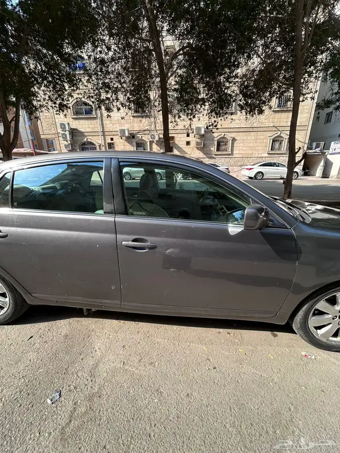 سيارة افالون 1