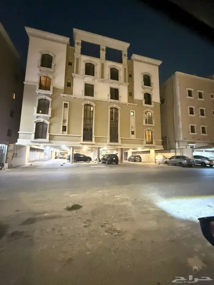 شقه في حي المنتزه 10