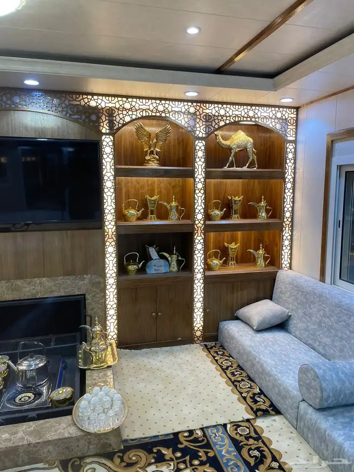 كرفان ملكي 28 26