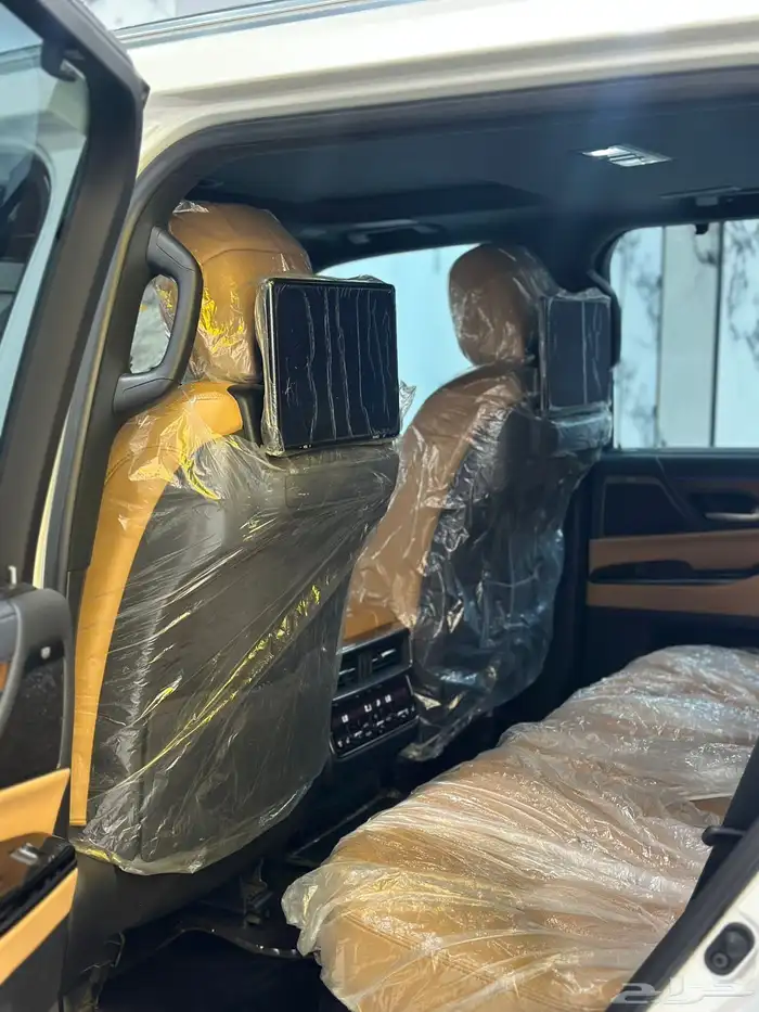 جيب لكزس للايجار 6