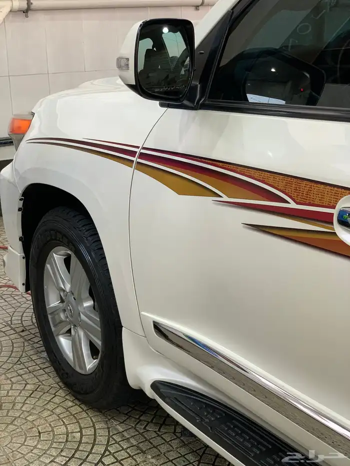 تويوتا جي اكس ار GXR لاندكروزر 2