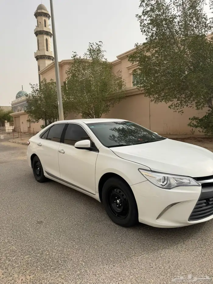 للبيع كامري 2017 10