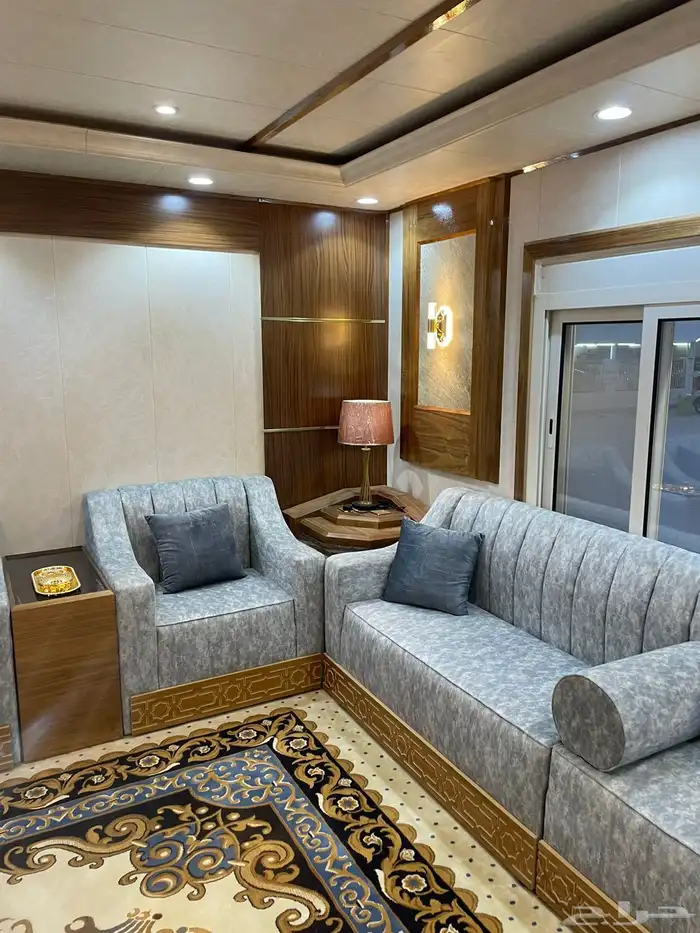 كرفان ملكي 28 15