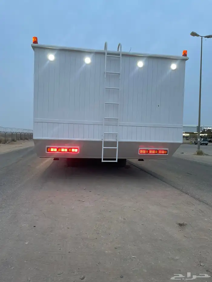 كرفان ملكي 28 6