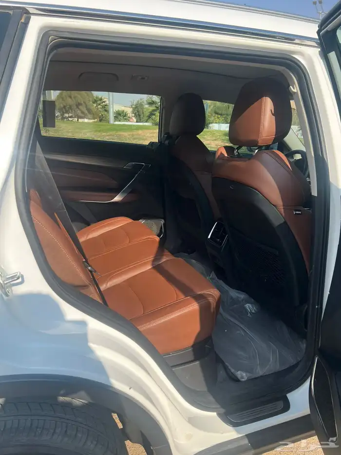 جيلي ازكارا 2021 فل كامل 18