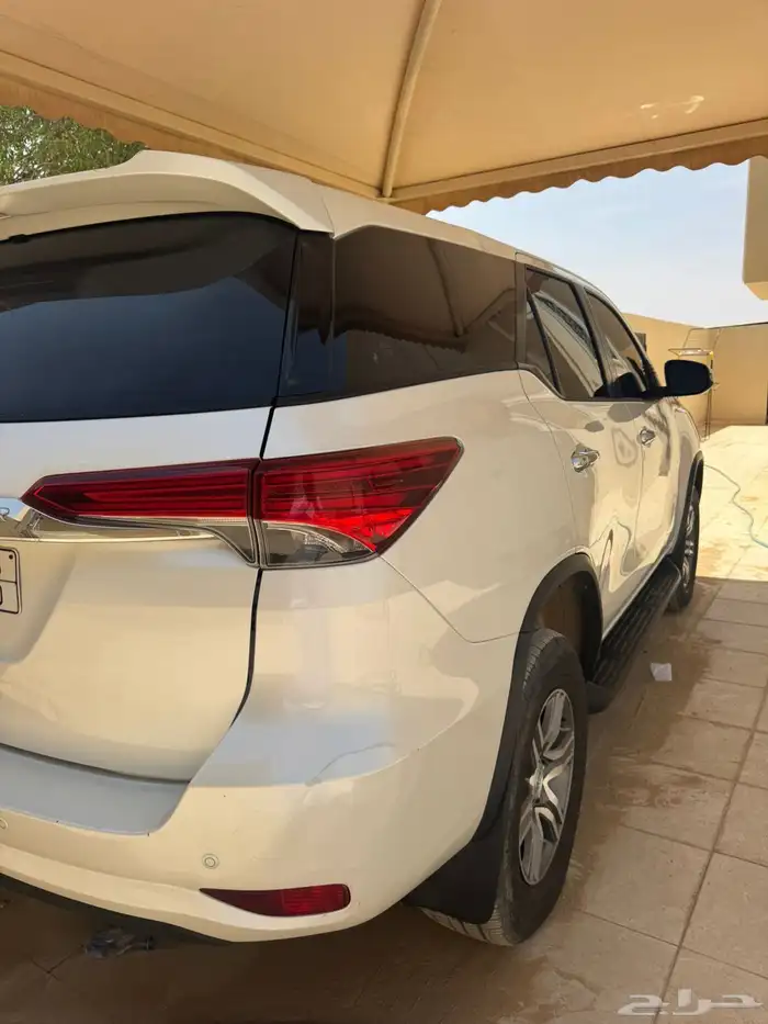 فورتشنر م2016 دبل نظيف مره 2