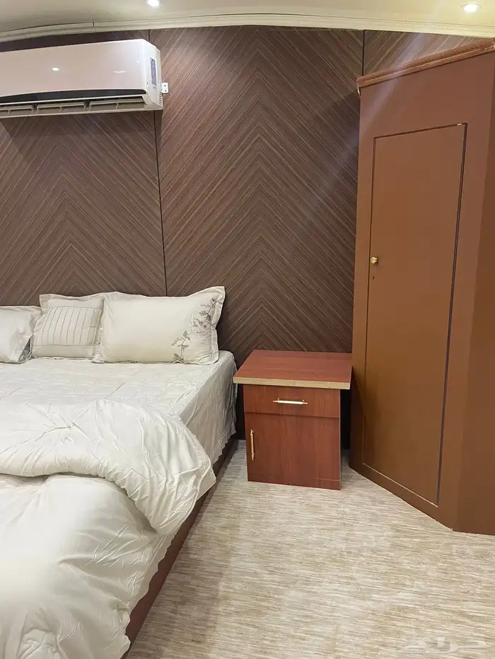 كرفان ملكي 28 33