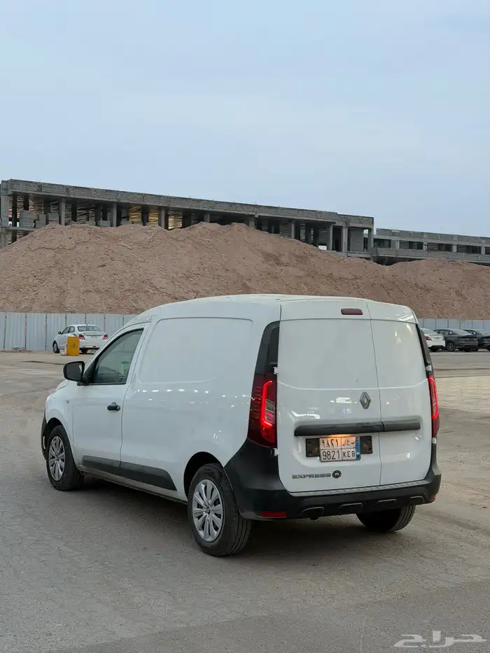 رينو فان بضاعه ديزل 2024 3